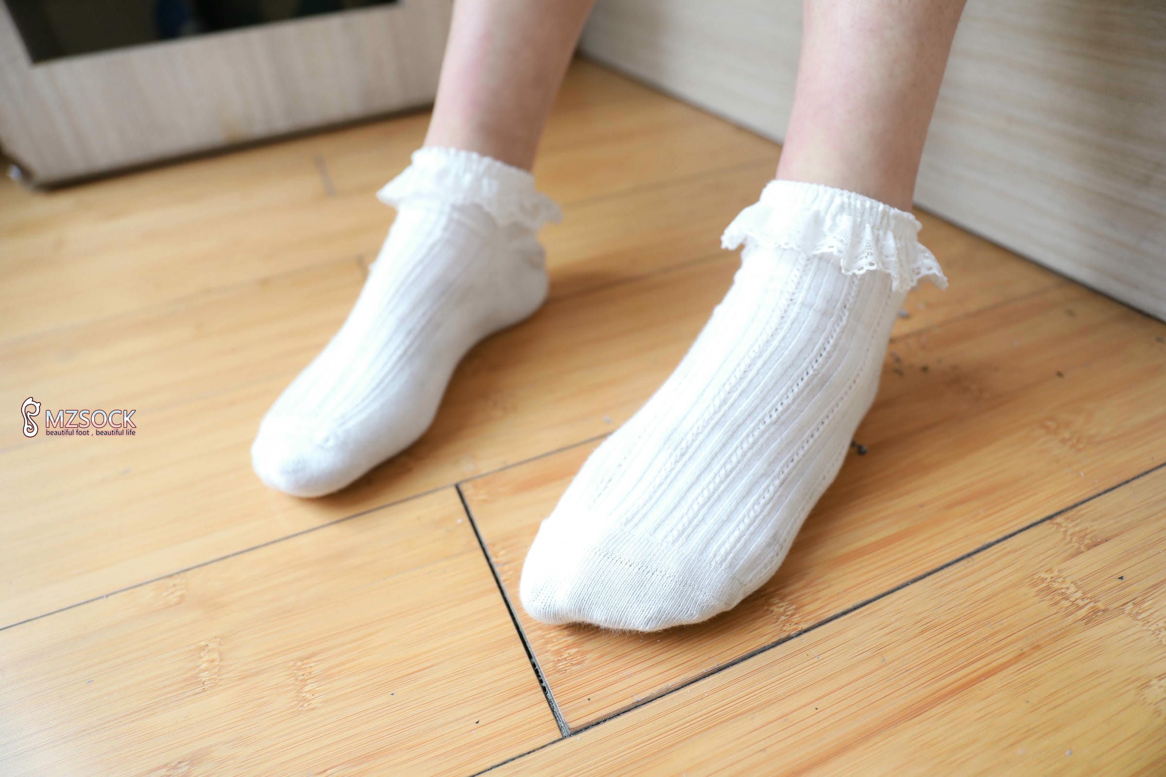 [MZSOCK]爱美足 NO.200 梦琪[95P／166MB]